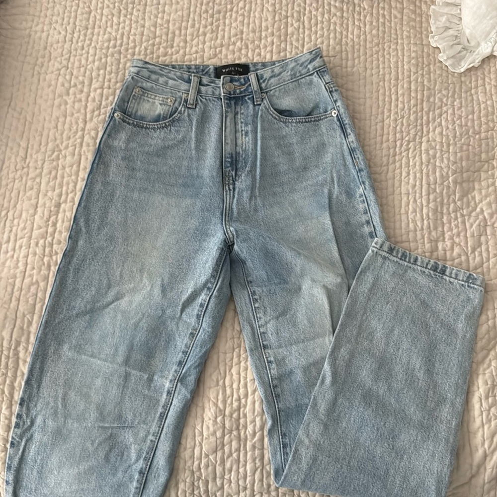 White Fox Mom Jeans